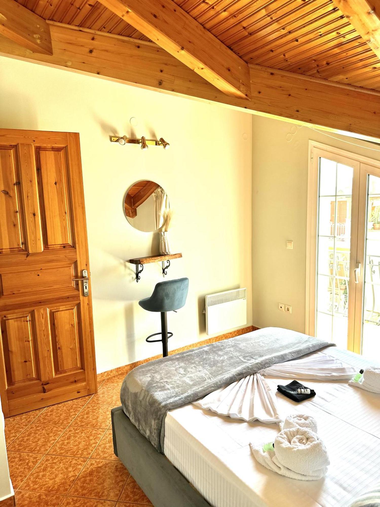 Liberator Attic Lejlighed Argostoli  Eksteriør billede